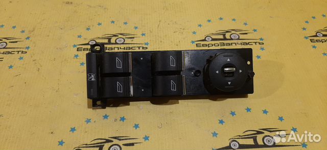 Блок управления стеклоподъемником Ford Focus 2
