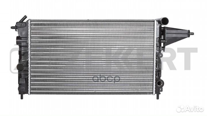 Радиатор охлаждения двигателя Opel Vectra A 88