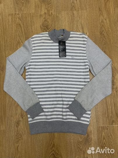 Джемпер для мальчика новый