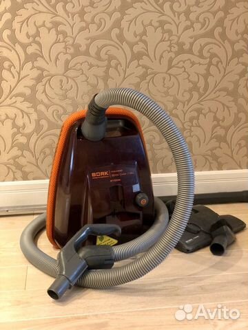 Пылесос Bork v7011