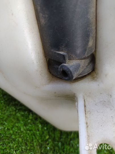 Бачок омывателя Alfa Romeo 147