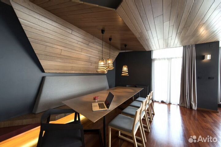 Деревянный потолок из массива дерева