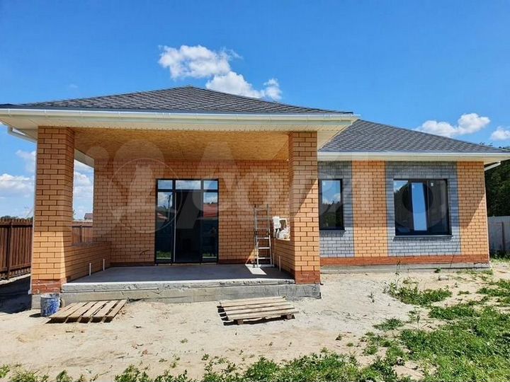 Коттедж 125 м² на участке 6,5 сот.