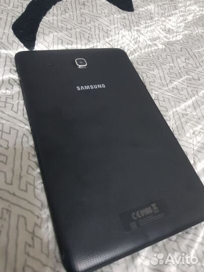 Samsung galaxy tab E 9.6