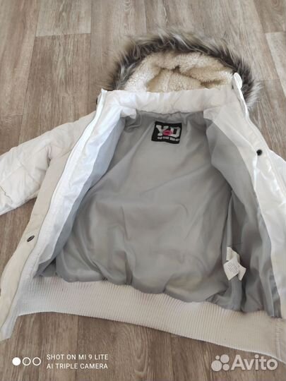 Курточка демисезонная на девочку 8 лет 134 см