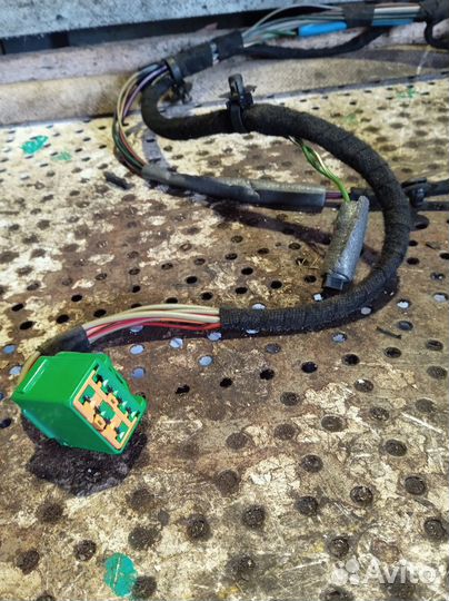 Проводка двери Land Rover Range Rover Sport 3.6D