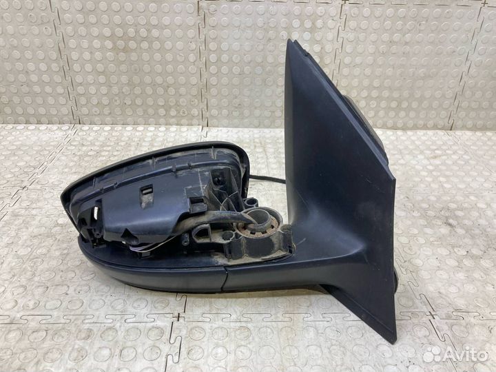 Зеркало правое Volkswagen Polo MK5 2011