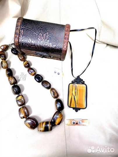 Украшения из самоцветов