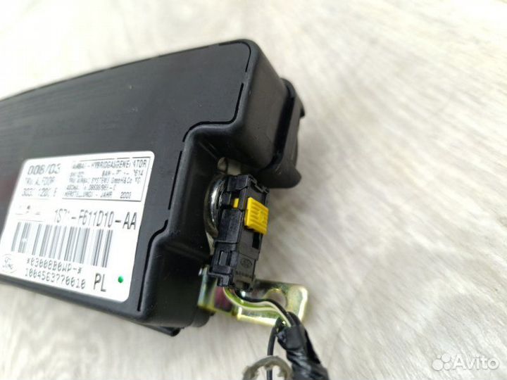 Подушка безопасности в сиденье передняя правая