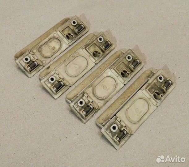 Ручка потолочная Audi 80 B3