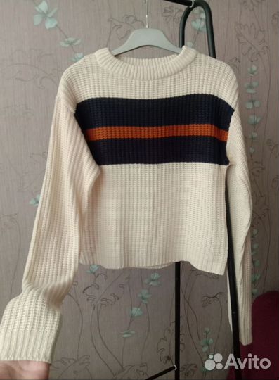 Джемпер укороченный 42 размер