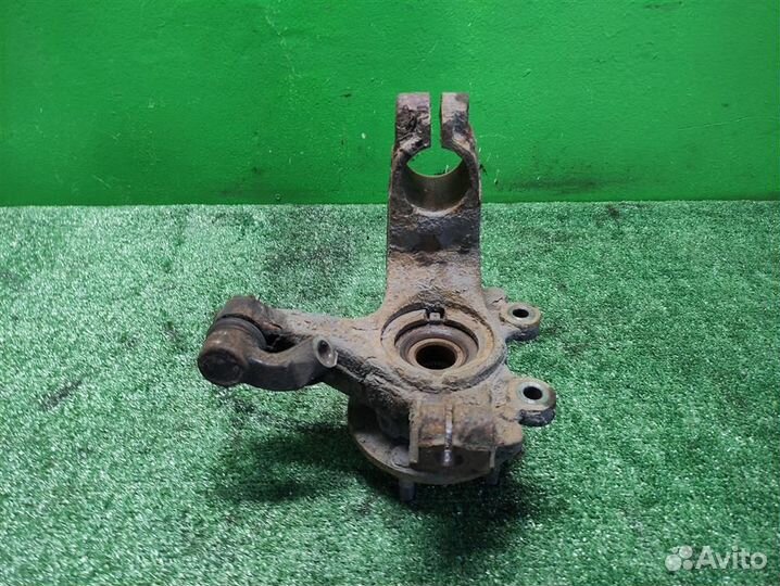 Кулак передний левый Mazda 3 (BK) 2005