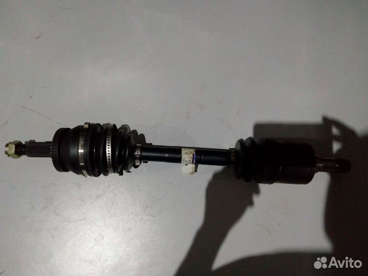 Вал приводной левый