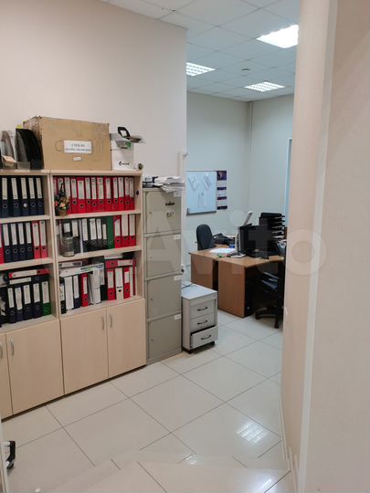 Офис, 140.9 м²