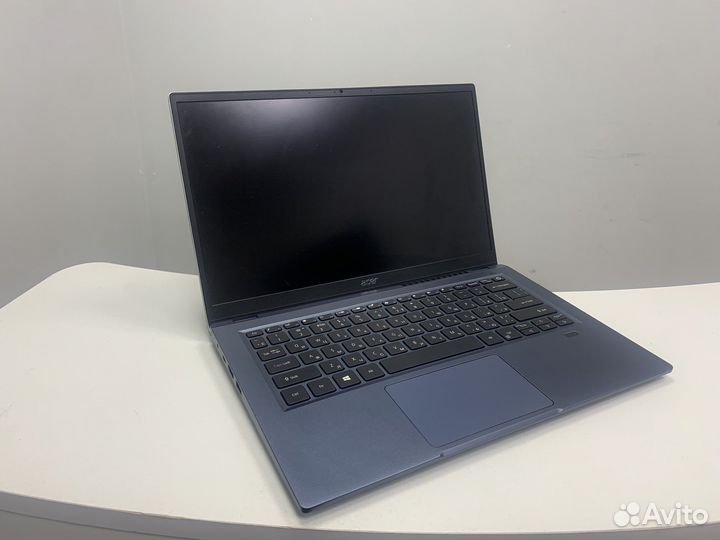 Ноутбук Acer swift i7/iris/ на запчасти