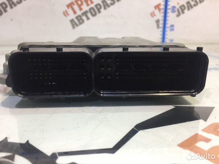 Фольксваген Пассат Блок управления двигателем