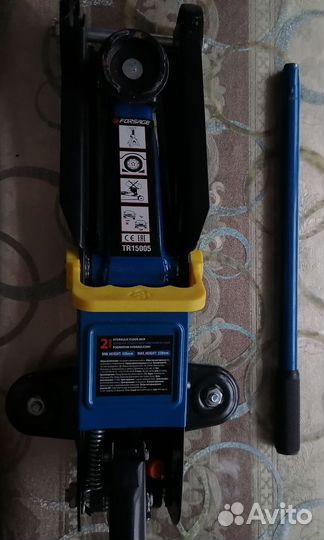 Домкрат подкатной 2 тонны бу