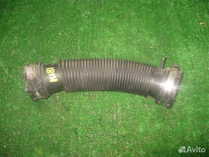 Патрубок воздушного фильтра Renault Scenic 3 (JZ)