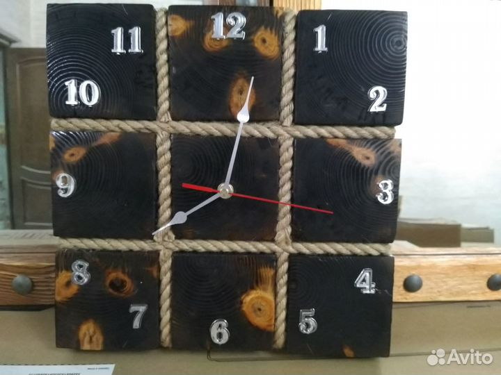 Часы настенные под заказ в стиле Loft из дерева