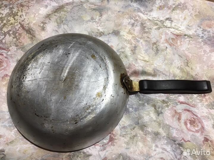 Большая сковородка СССР с крышкой