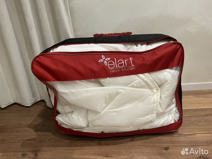 Покрывало на кровать новое