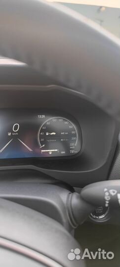 Новые передние сидения Toyota RAV 4