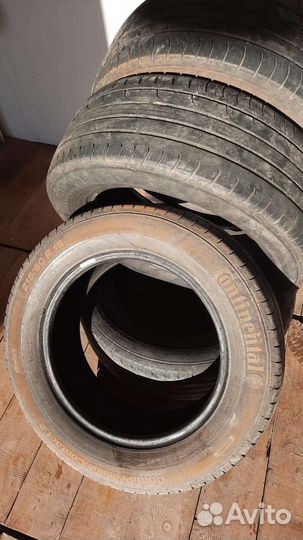 Continental ContiPremiumContact 2 215/60 R16 95H