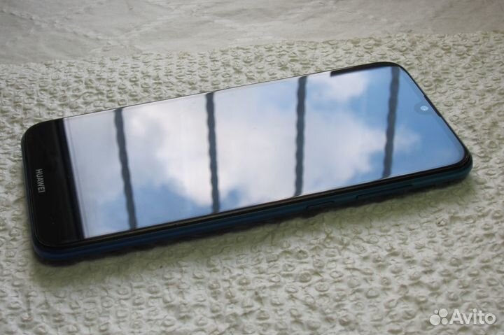 Huawei Y7 2019 3/32GB Android 8.1 LTE хор.сост
