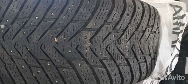 Nokian Tyres Hakkapeliitta 8 SUV 285/60 R18