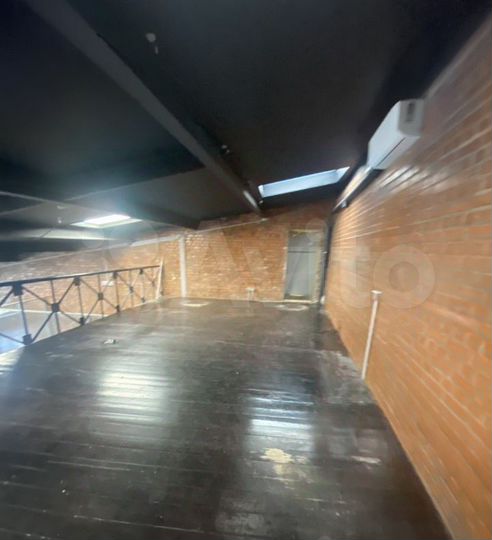 Здание, 460 м²