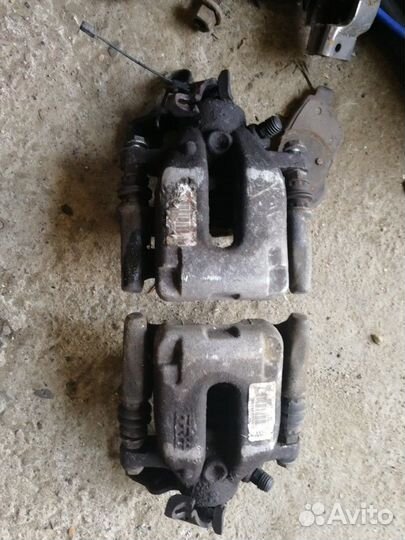 Пежо 308 суппорт задний левый правый