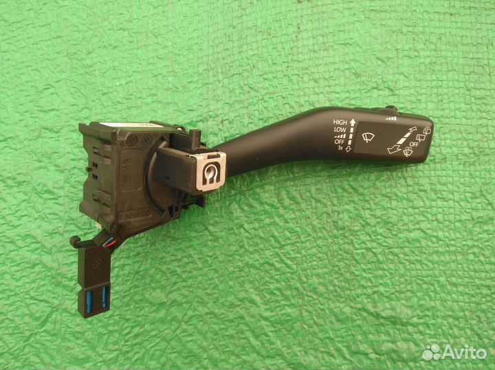 Подрулевой переключатель 1K0953519H Шкода Октавия