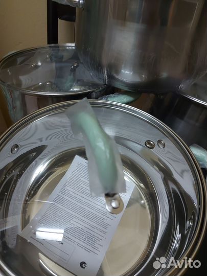 Набор кастрюль