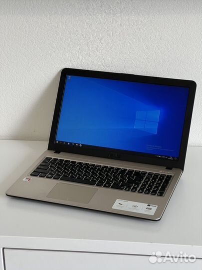 Ноутбук acer a6-9225 4gb 256ssd