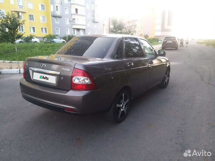 LADA Priora 1.6 МТ, 2013, 200 000 км