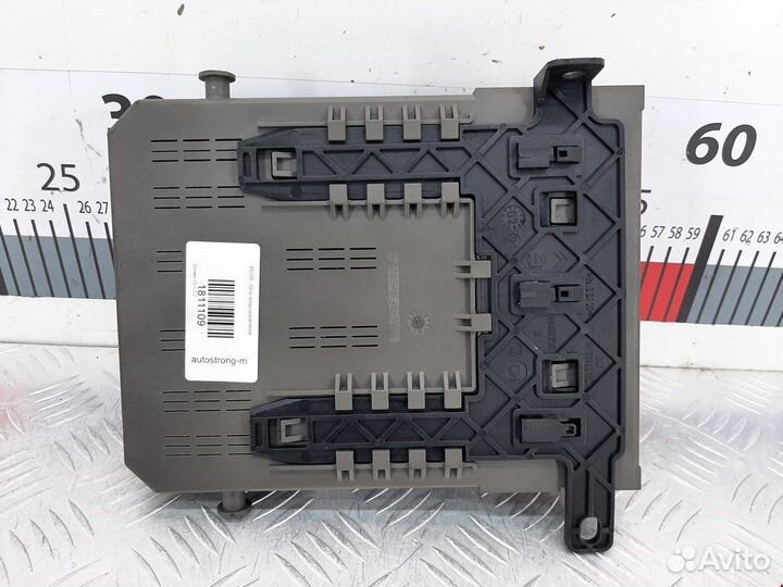 Блок предохранителей для Peugeot-Citroen C5 1