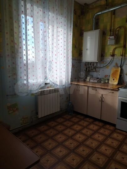 2-к. квартира, 50 м², 1/3 эт.