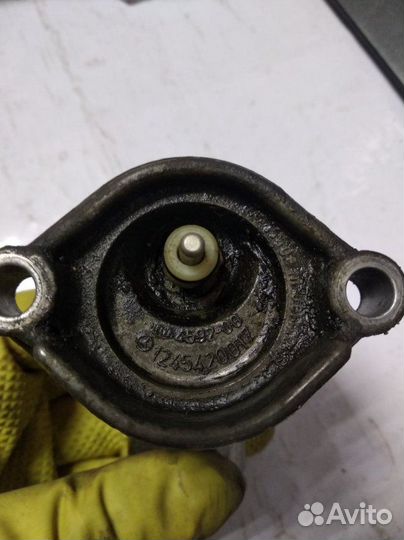 Датчик уровня масла Mercedes-Benz E-Class W124