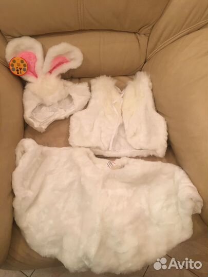 Костюм новогодний зайчик-девочка,5-7 лет