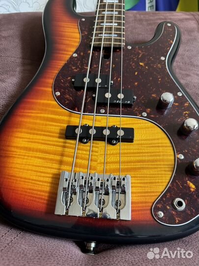 Marusczyk Jake Custom Bass