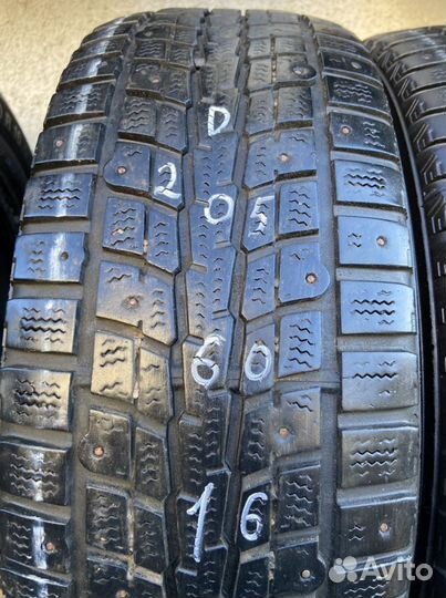 Dunlop SP Winter Ice 01 205/60 R16 92T