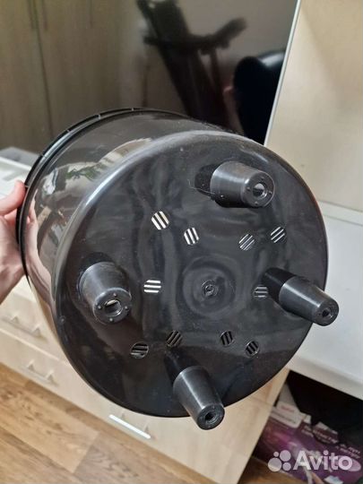 Горшок для цветов с автополивом