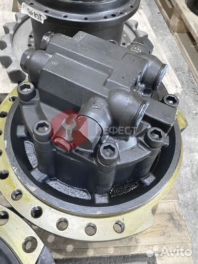 Гидромотор хода Hitachi 9213431