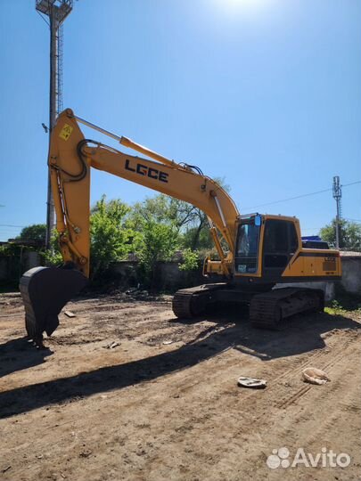 Аренда гусеничного экскаватора