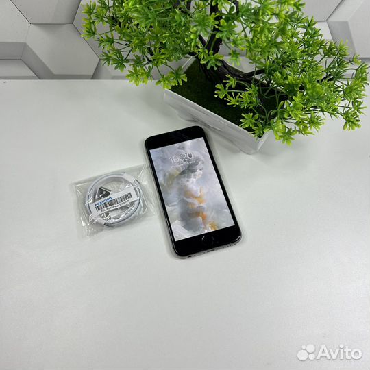 iPhone 6S, 64 ГБ