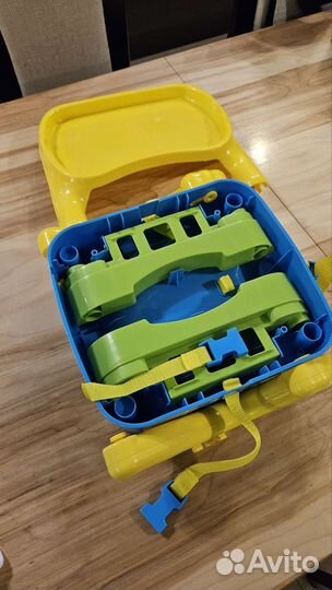 Музыкальный игровой центр-сидение Baby Go