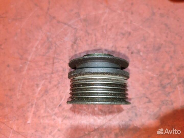 Шкив генератора Ваз 2112 хетчбек 1.6 124 2007