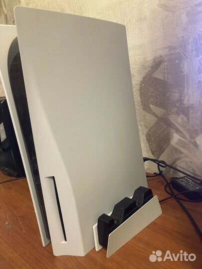 Sony playstation 5 ps5 с дисководом 2 джойстика