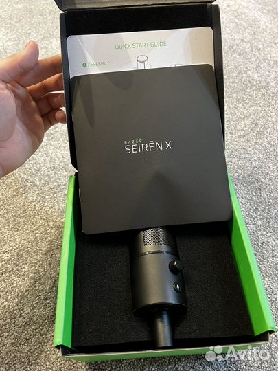 Микрофон Razer seiren X