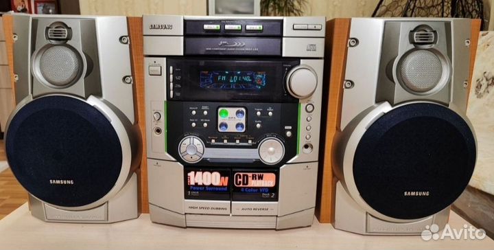 Музыкальный центр samsung